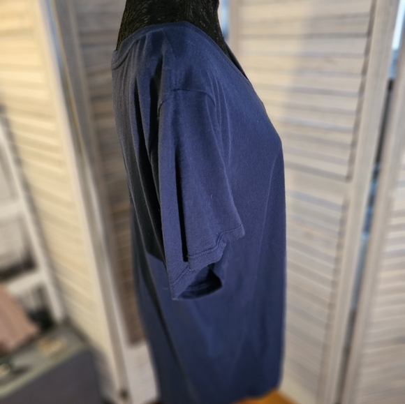 Embroidered girlfriend v neck tee- signature jersey blue - Picture 6 of 7